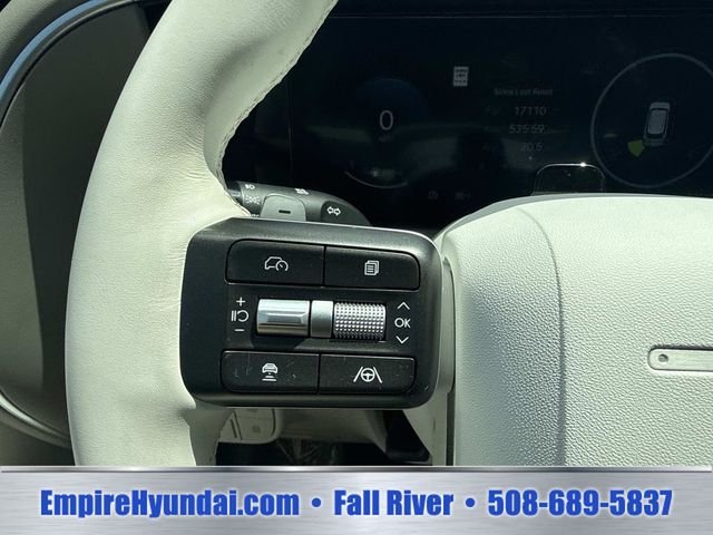 Used 2026 Silver Metallic Hyundai SEL image 31