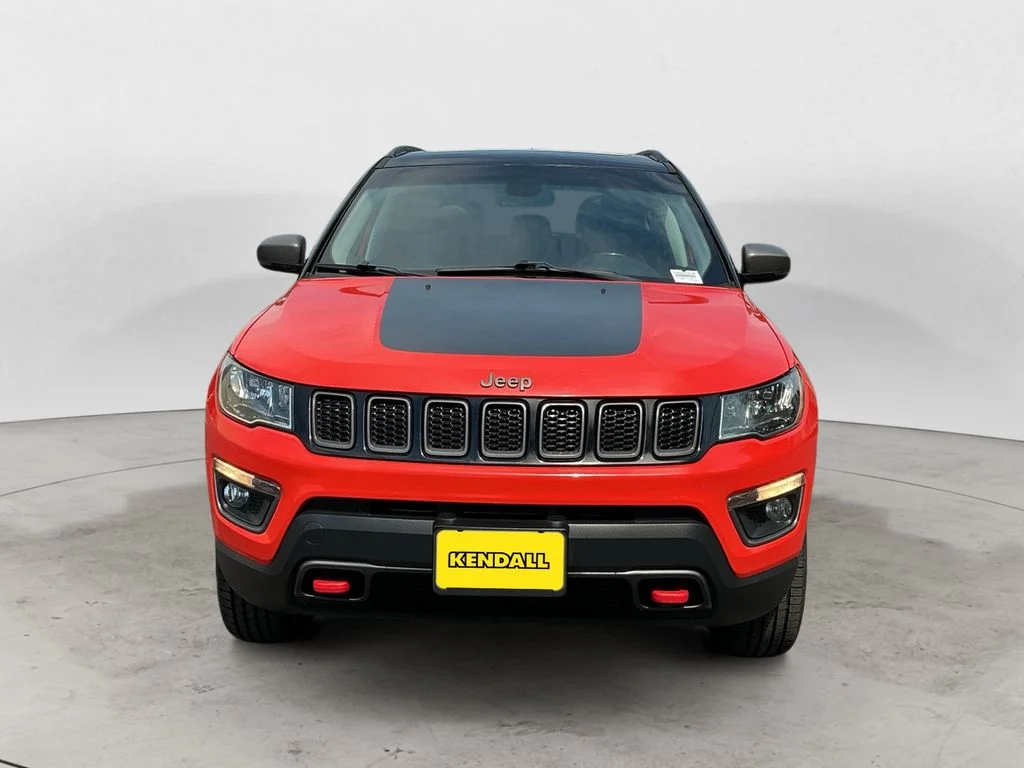 Used 2018 Orange Jeep Trailhawk image 2