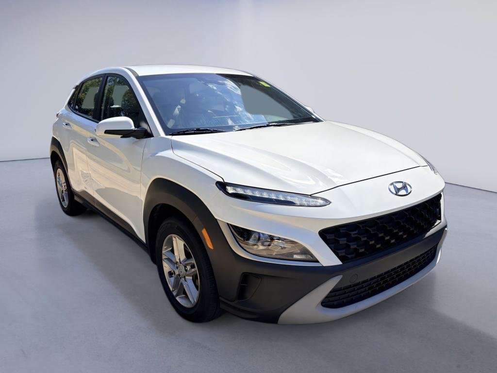 Used 2023 Lunar White Hyundai SE image 7