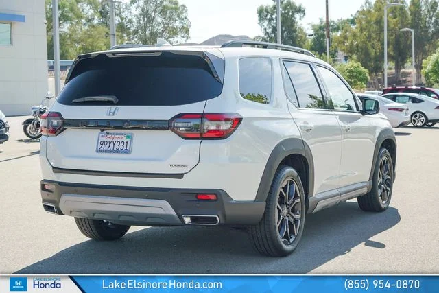 Used 2025 Platinum White Pearl Honda Touring image 9