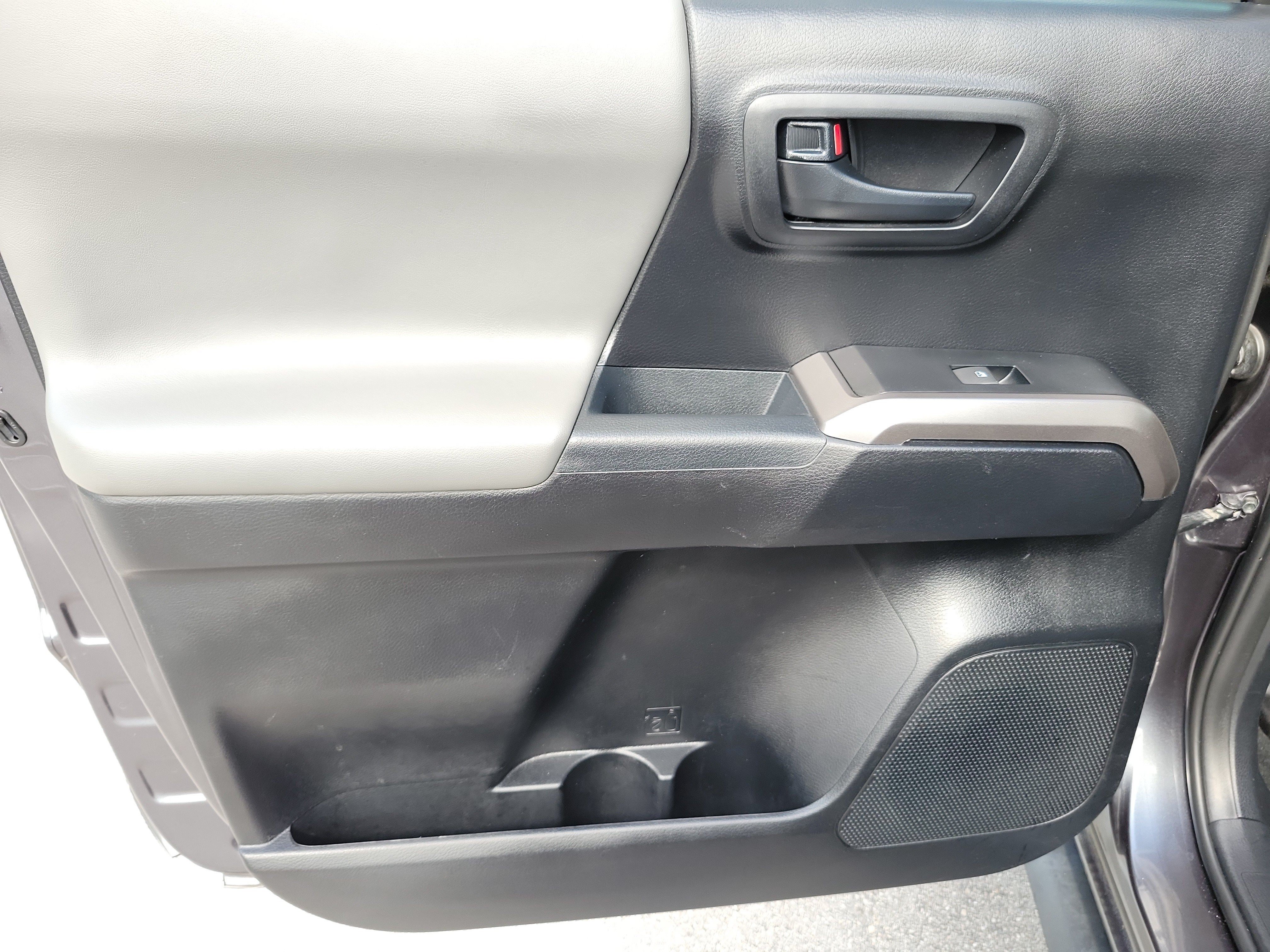Used 2021 Magnetic Gray Metallic Toyota SR5 image 11