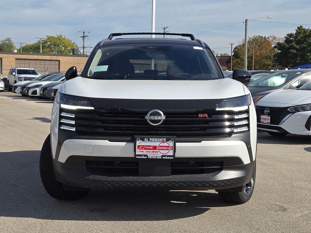 New 2026 White Nissan SR image 4