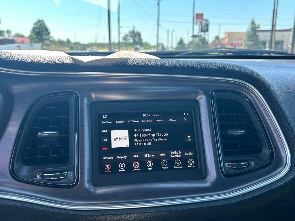 Used 2018 Destroyer Gray Clearcoat Dodge R/T image 11