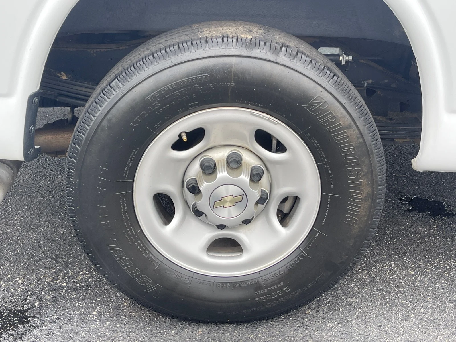 2023 Chevrolet Express Passenger LS - Photo 44
