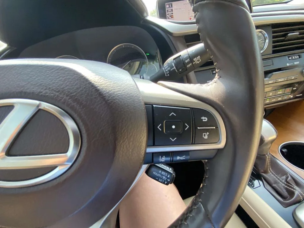 Used 2018 Obsidian Lexus Base image 20