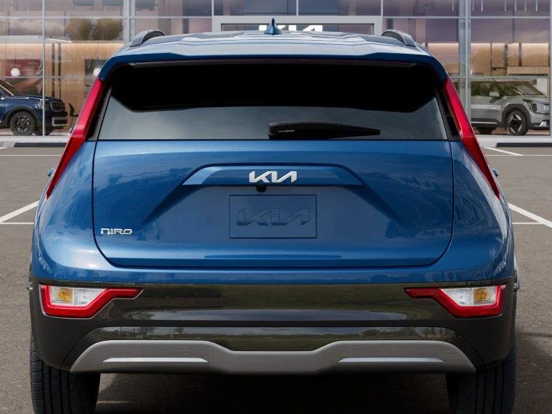 New 2026 Mineral Blue Kia Wind image 13