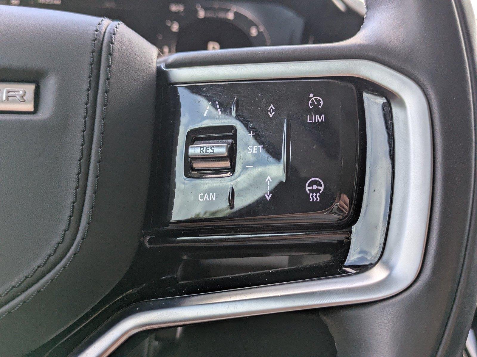 Used 2024 Fuji White Land Rover SE image 26