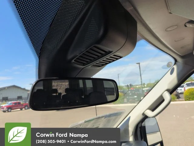 New 2026 Oxford White Ford XLT image 18