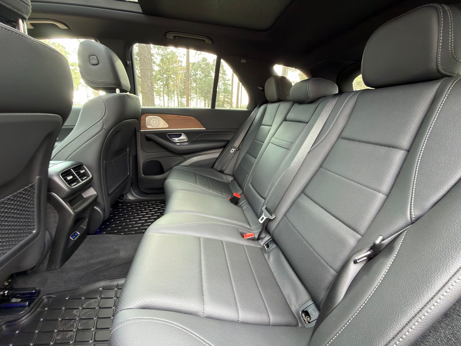 New 2026 Selenite Gray Metallic Mercedes-Benz GLE 350 image 14