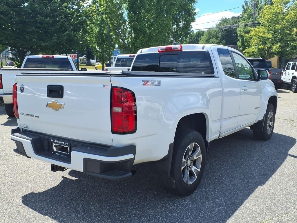 Used 2018 White Chevrolet Z71 image 8