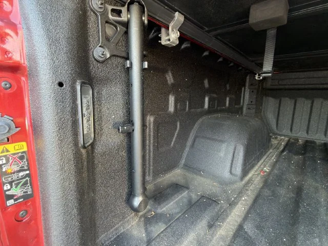 2024 GMC Sierra 1500 SLT - Photo 18