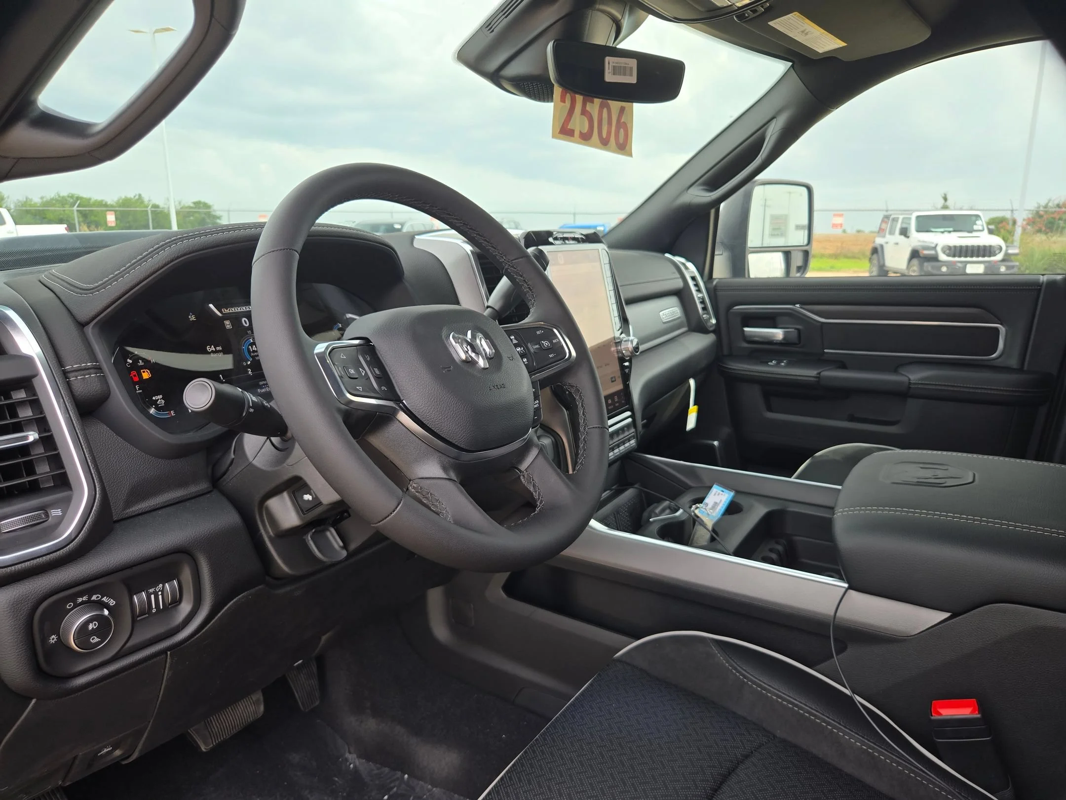 New 2026 Diamond Black Crystal Pearl-Coat Exterior Paint RAM Laramie image 11