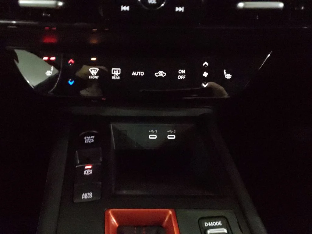 New 2026 Scarlet Ember Tintcoat Nissan SR image 18