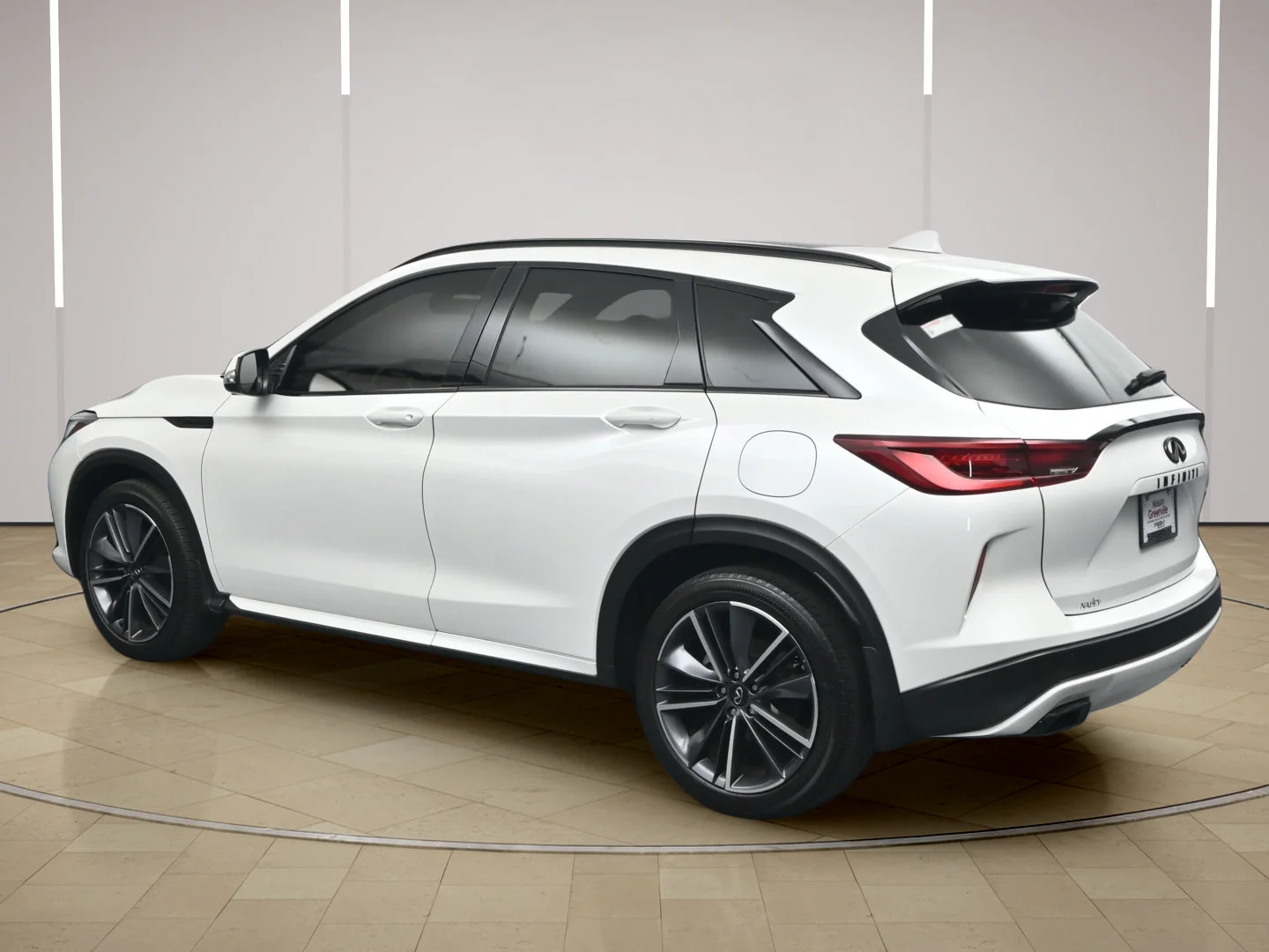 Used 2024 Radiant White INFINITI SPORT image 5