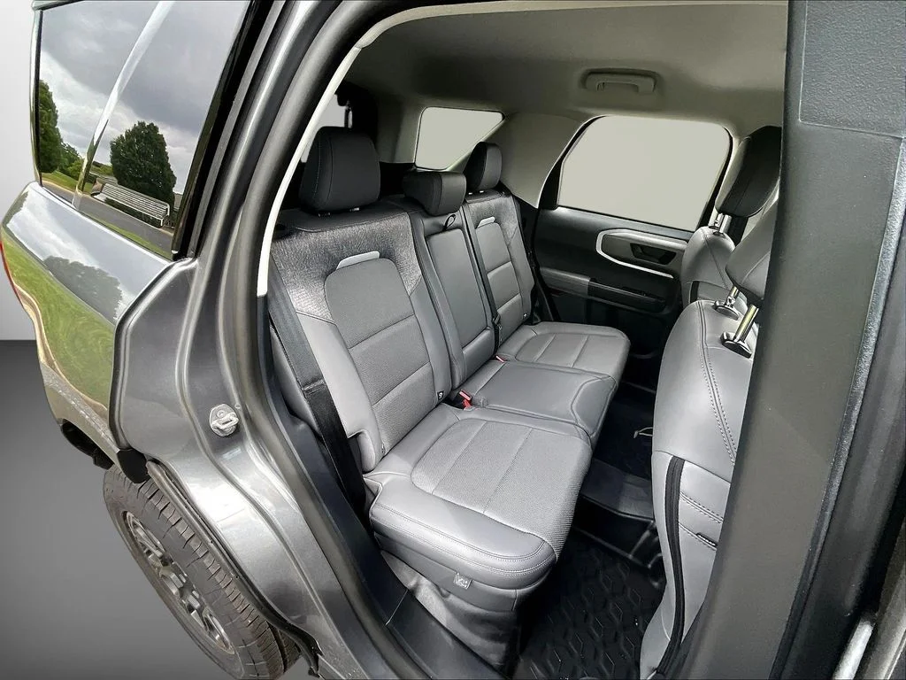 New 2025 Carbonized Gray Metallic Ford Badlands® image 9