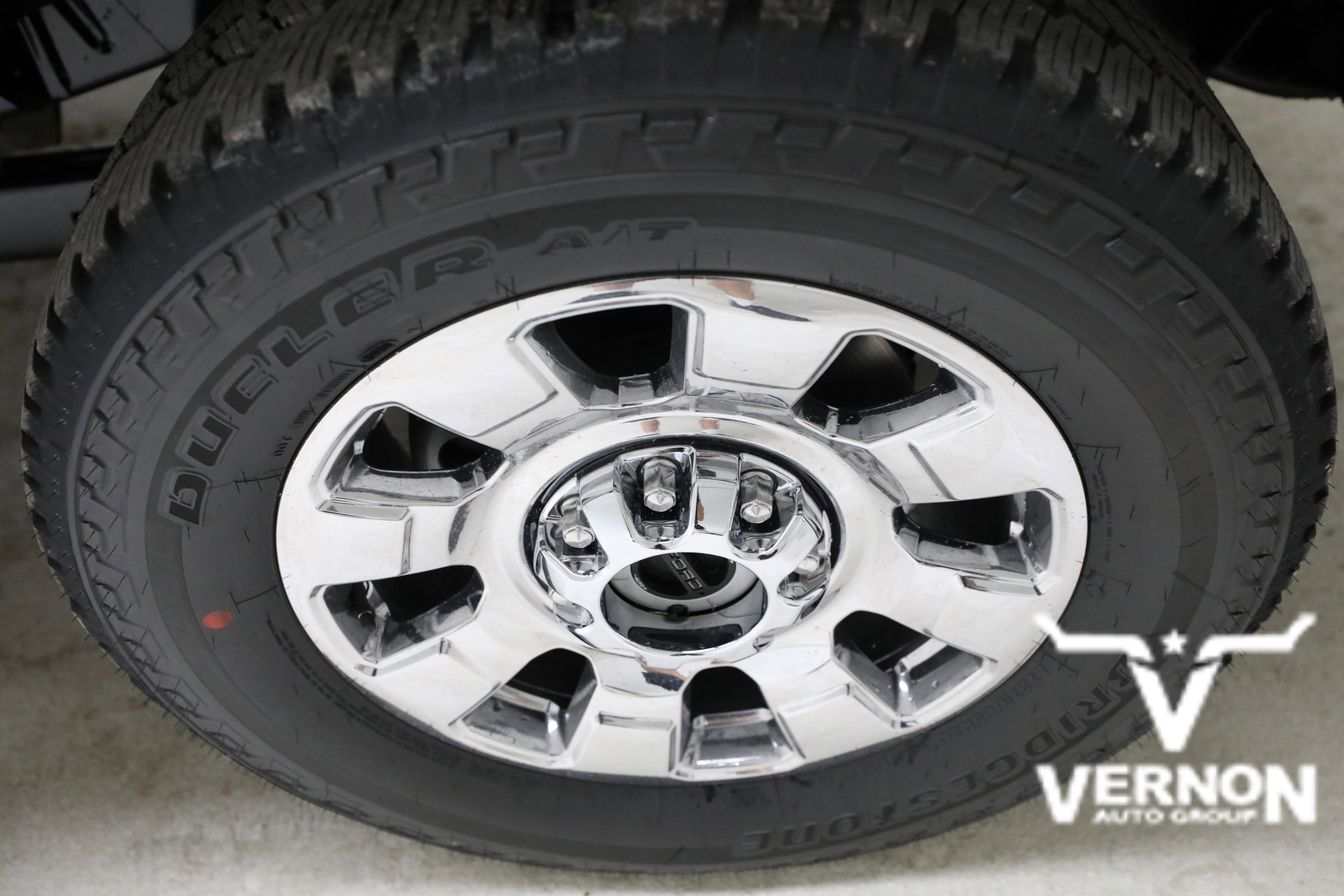 New 2026 Carbonized Gray Metallic Ford  image 30