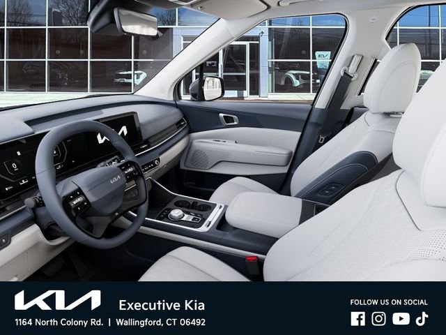 New 2027 Silver Kia  image 17