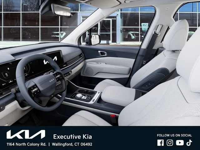 New 2027 Silver Kia  image 17