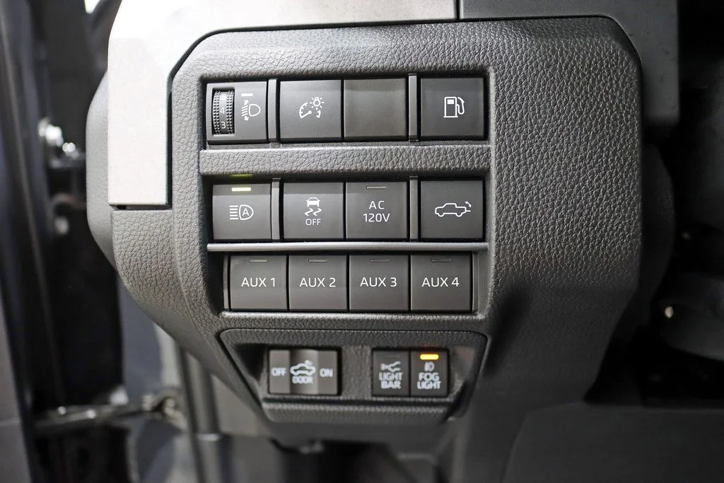 2025 Toyota Tacoma Hybrid Trailhunter