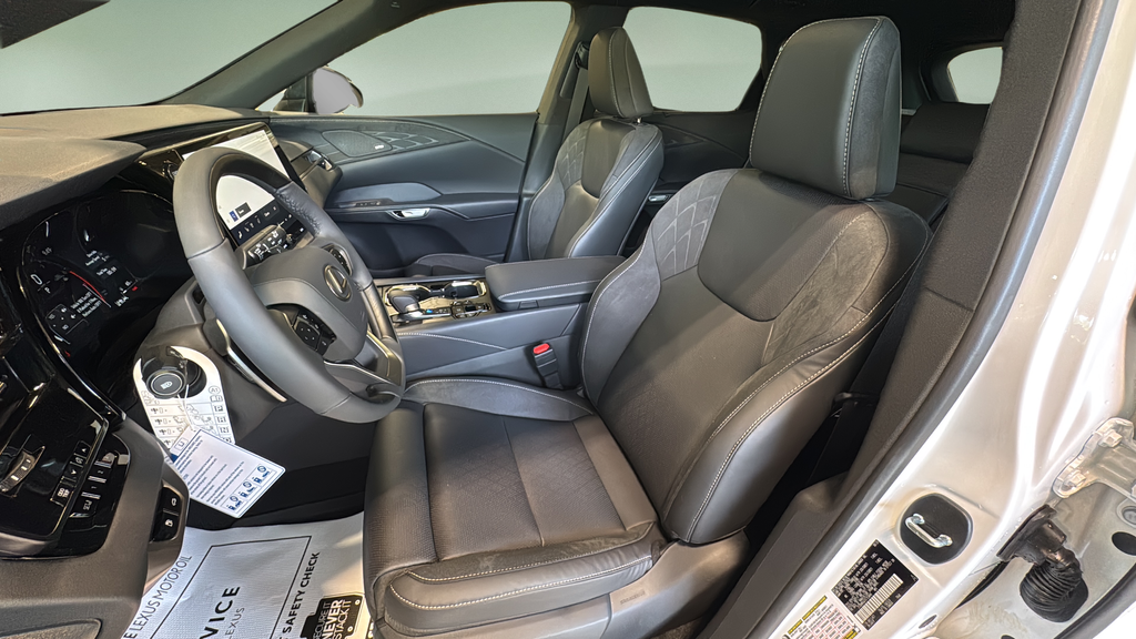 New 2026 Eminent White Pearl Lexus  350 LUXURY AWD image 13