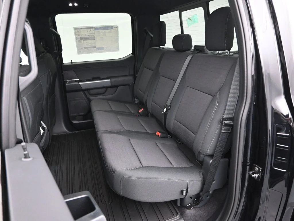 New 2026 Agate Black Metallic Ford XLT image 22