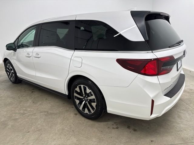 New 2026 Platinum White Pearl Honda EX-L image 7