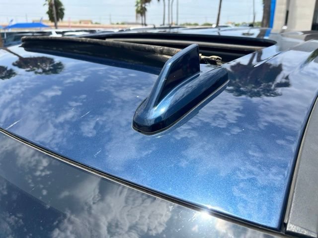 Used 2022 PACIFIC BLUE METALLIC GMC SLT image 12