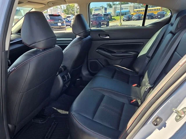 Used 2024 Gray Nissan 2.0 SR image 6