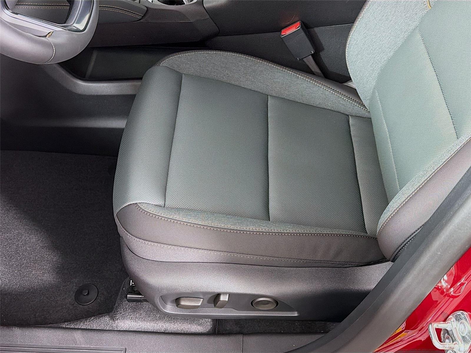 2026 GMC Terrain AT4 - Photo 20