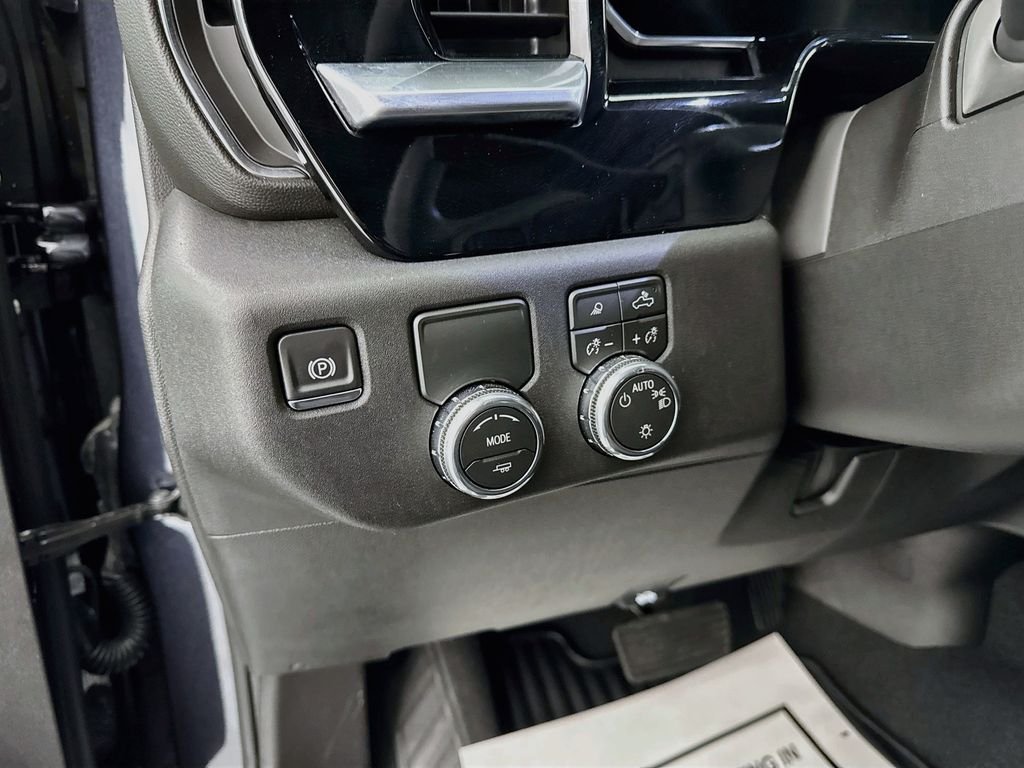 Used 2026 Silver GMC SLE image 10