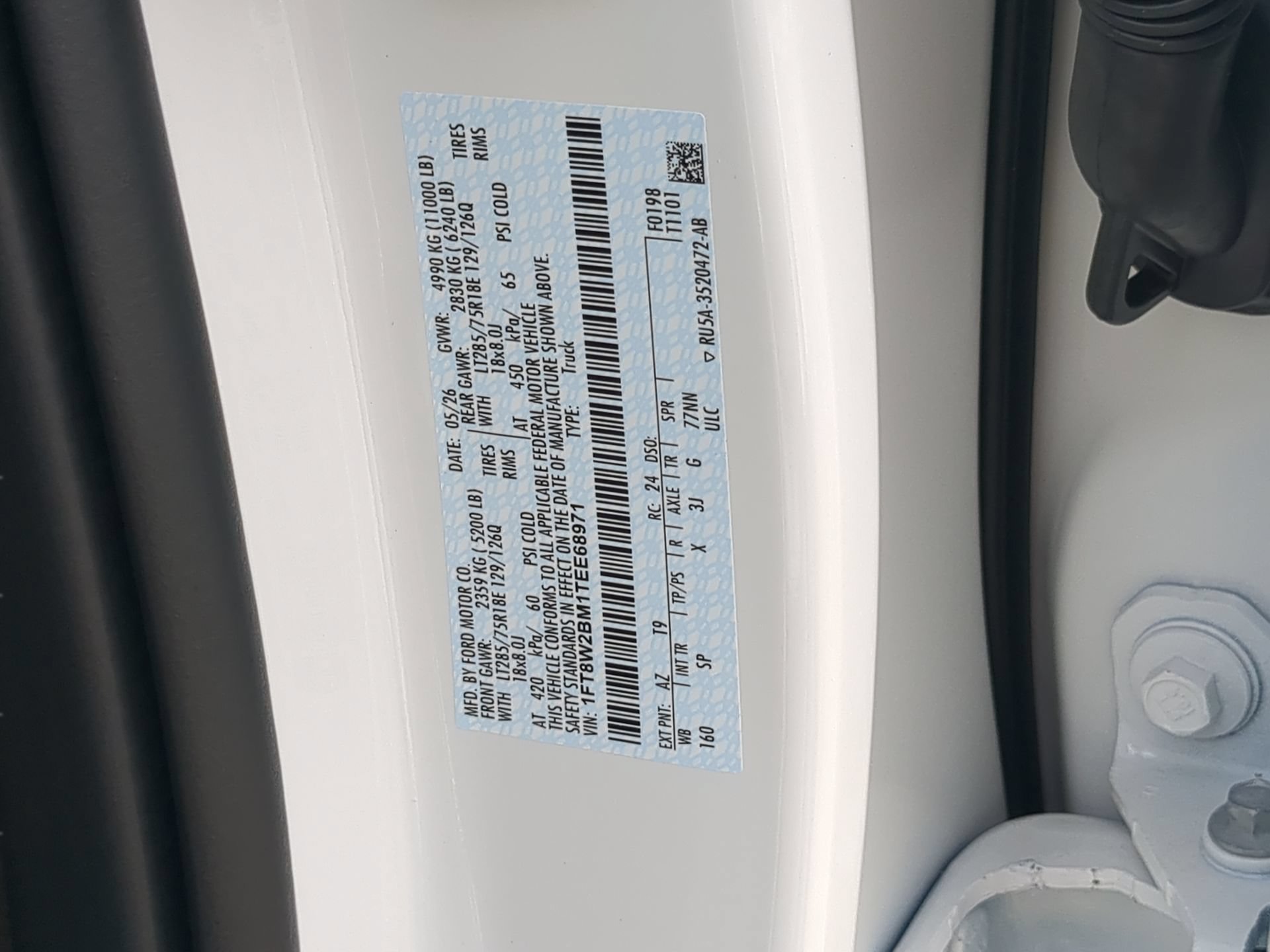 New 2026 Star White Metallic Tri-Coat Ford F-250® King Ranch® image 70