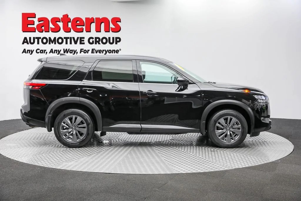 Used 2024 Black Nissan S image 4