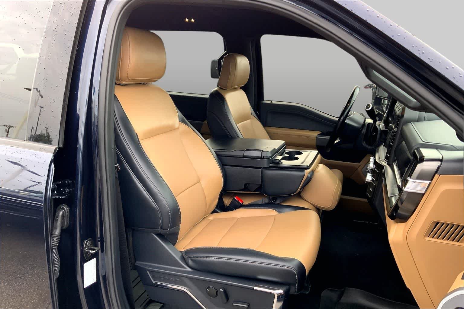 Used 2023 Antimatter Blue Metallic Ford LARIAT image 9
