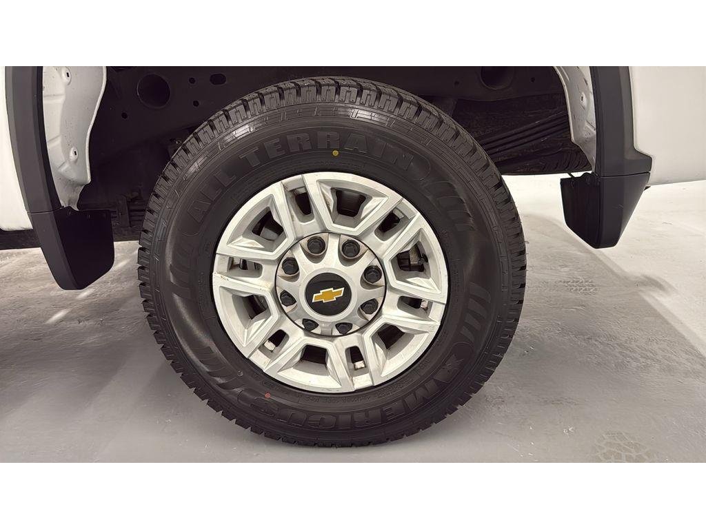 2025 Chevrolet Silverado 2500HD LT - Photo 13