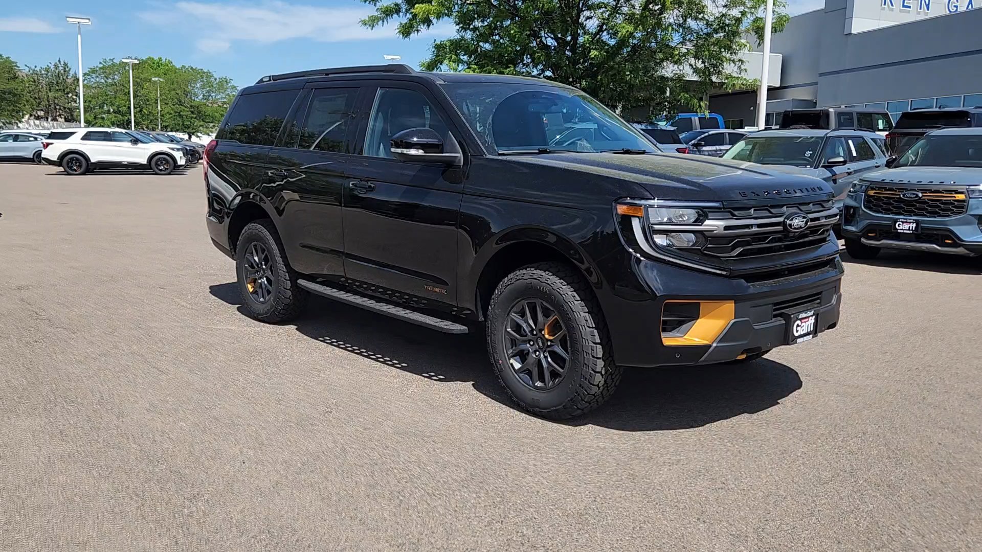 New 2026 Agate Black Metallic Ford Tremor image 7