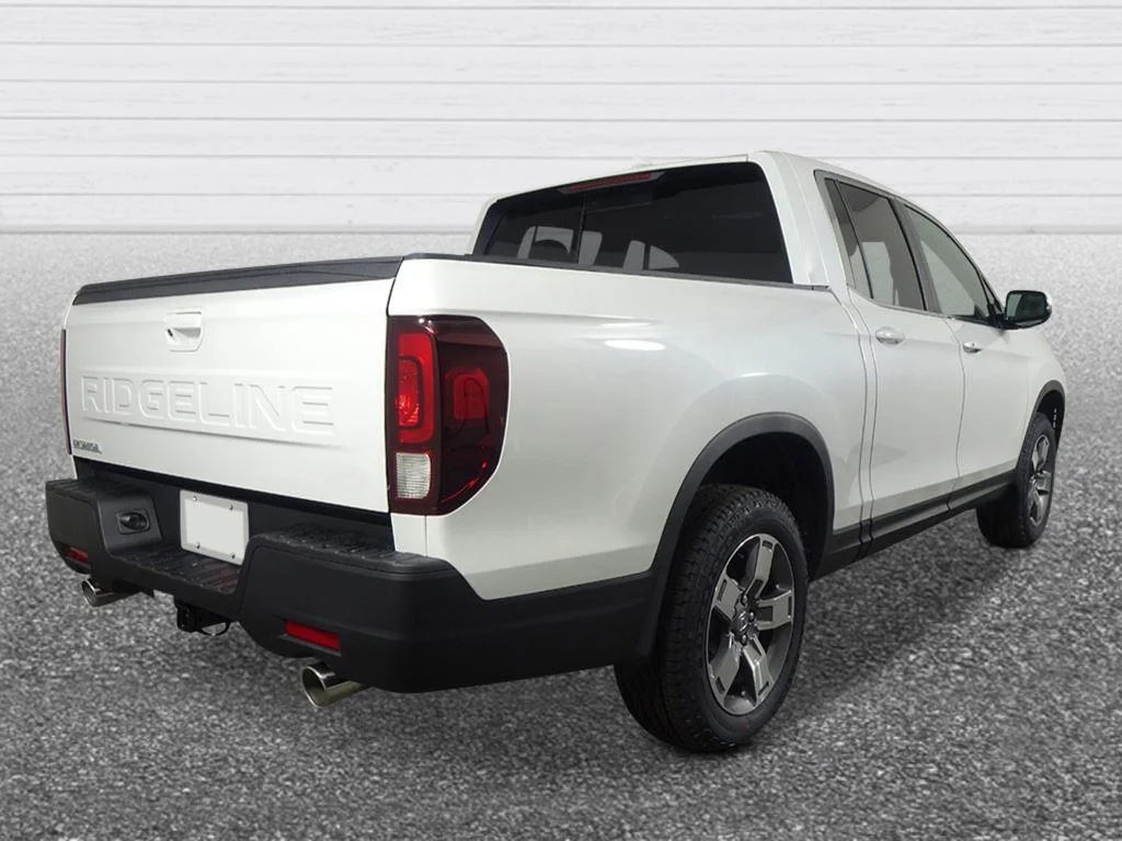 New 2026 Platinum White Pearl Honda RTL image 5