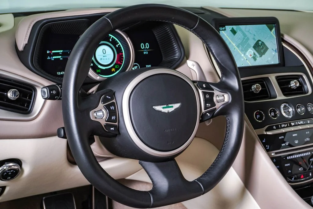 Used 2017 Lightning Silver Aston Martin Launch Edition image 24