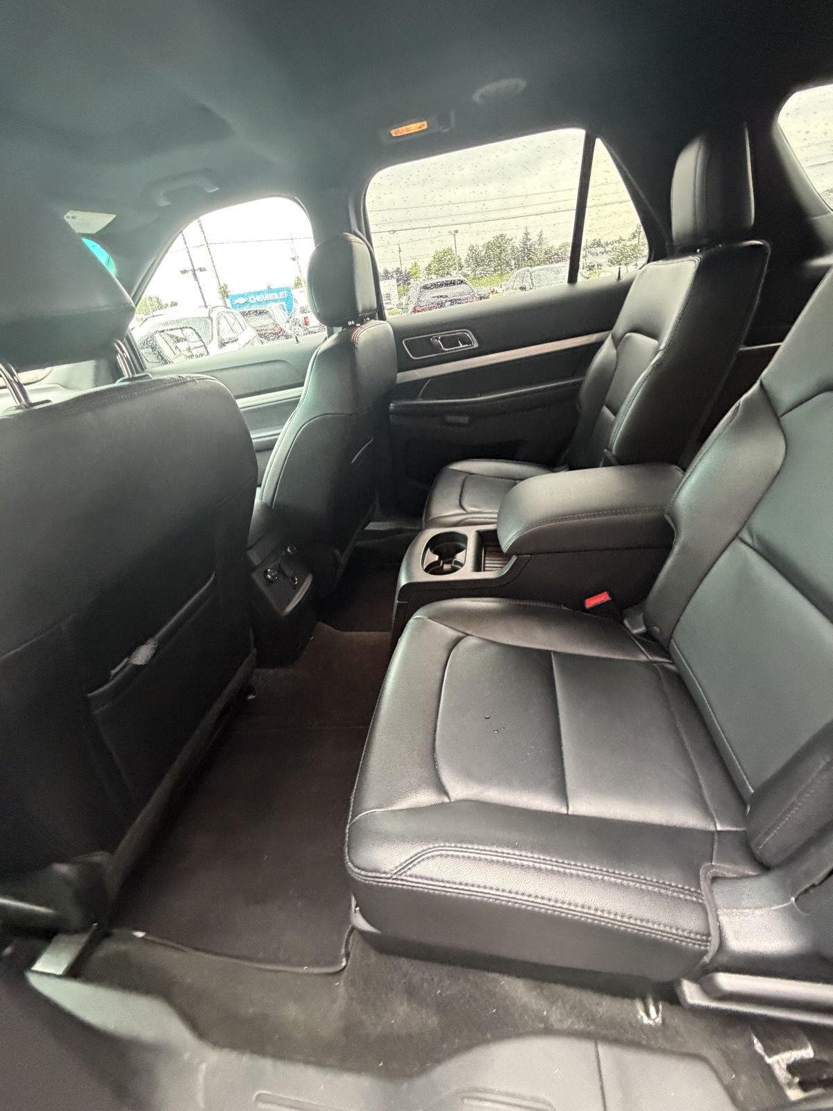 Used 2017 Magnetic Ford XLT image 11