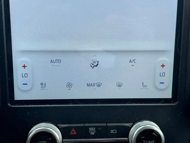 Used 2023 White Ford SEL image 32