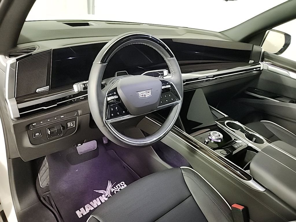 Used 2025 White Cadillac Premium image 13