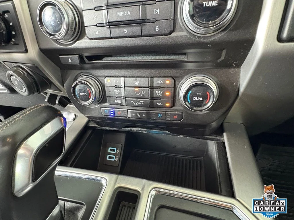 Used 2018 Black Ford Platinum image 23