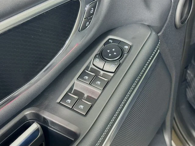 New 2027 Marsh Gray Ford Platinum image 18