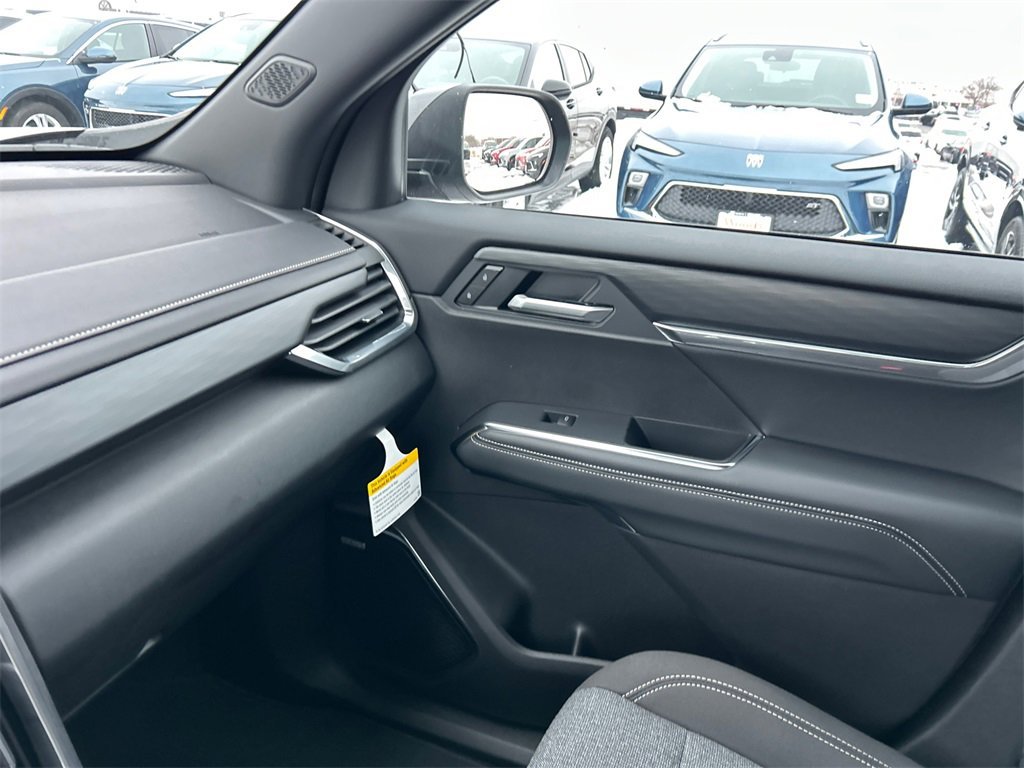 2026 GMC ACADIA - Image 27