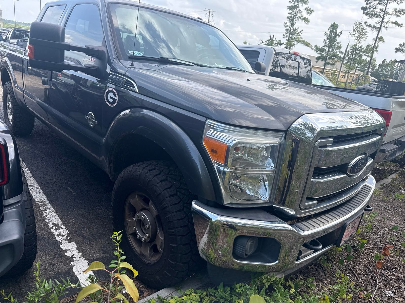 Used 2016 Gray Ford XLT image 1
