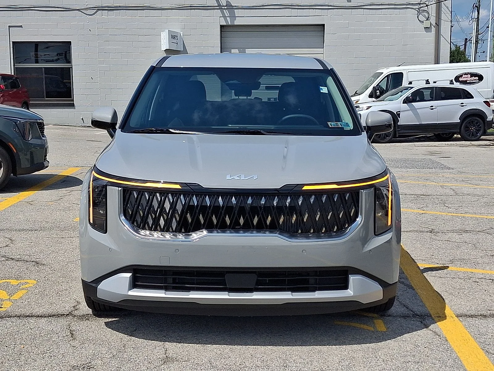 New 2027 Silver Kia LXS image 8