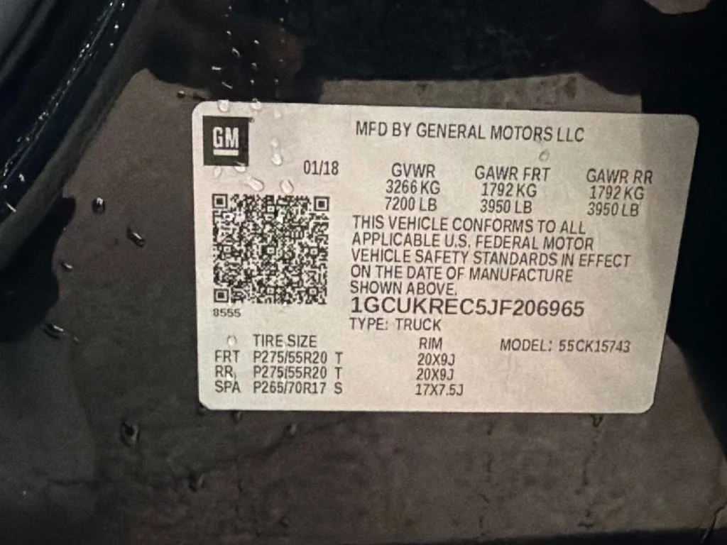 Used 2018 Black Chevrolet LT image 32