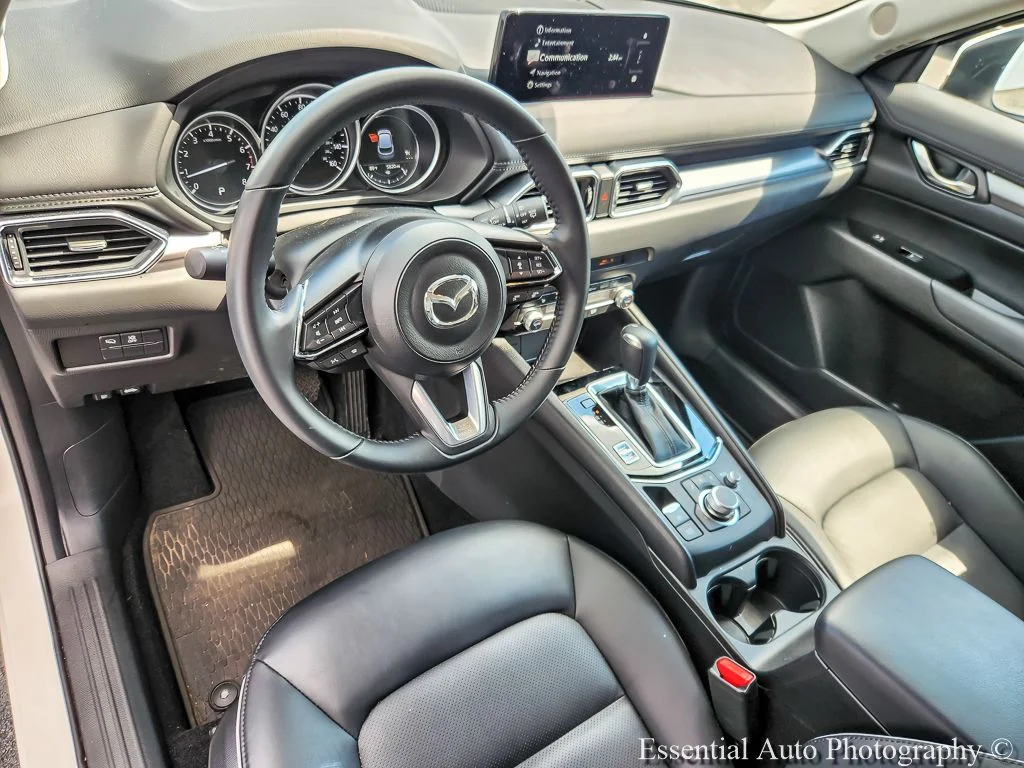 Used 2025 White Mazda 2.5 S Select Package image 8