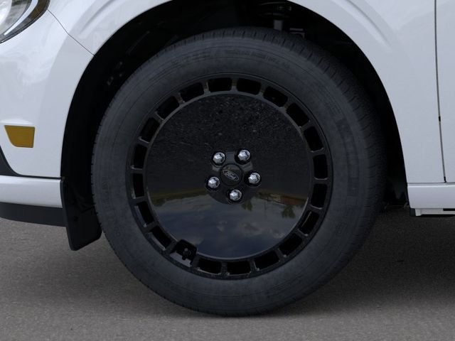 New 2025 White Ford Lobo High image 20
