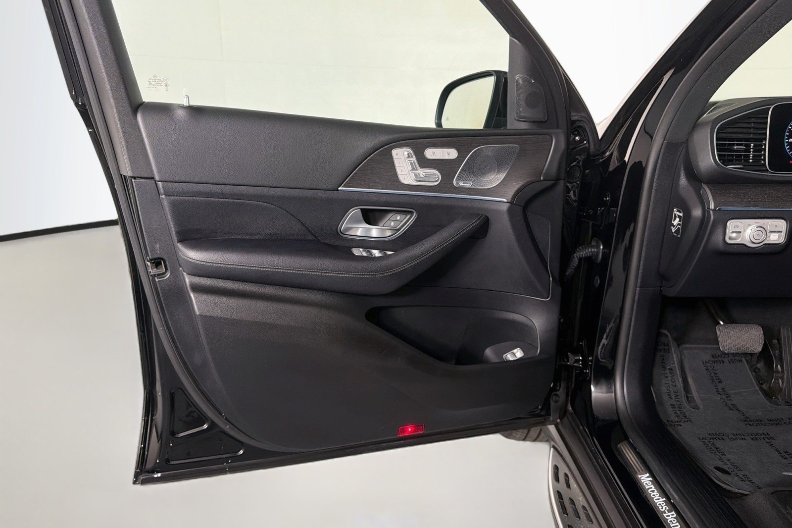 Used 2020 Black Mercedes-Benz 350 image 22