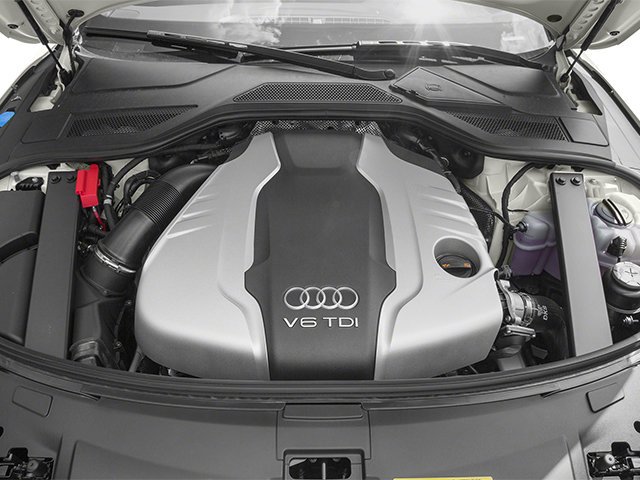Used 2014  Audi 4.0T image 13